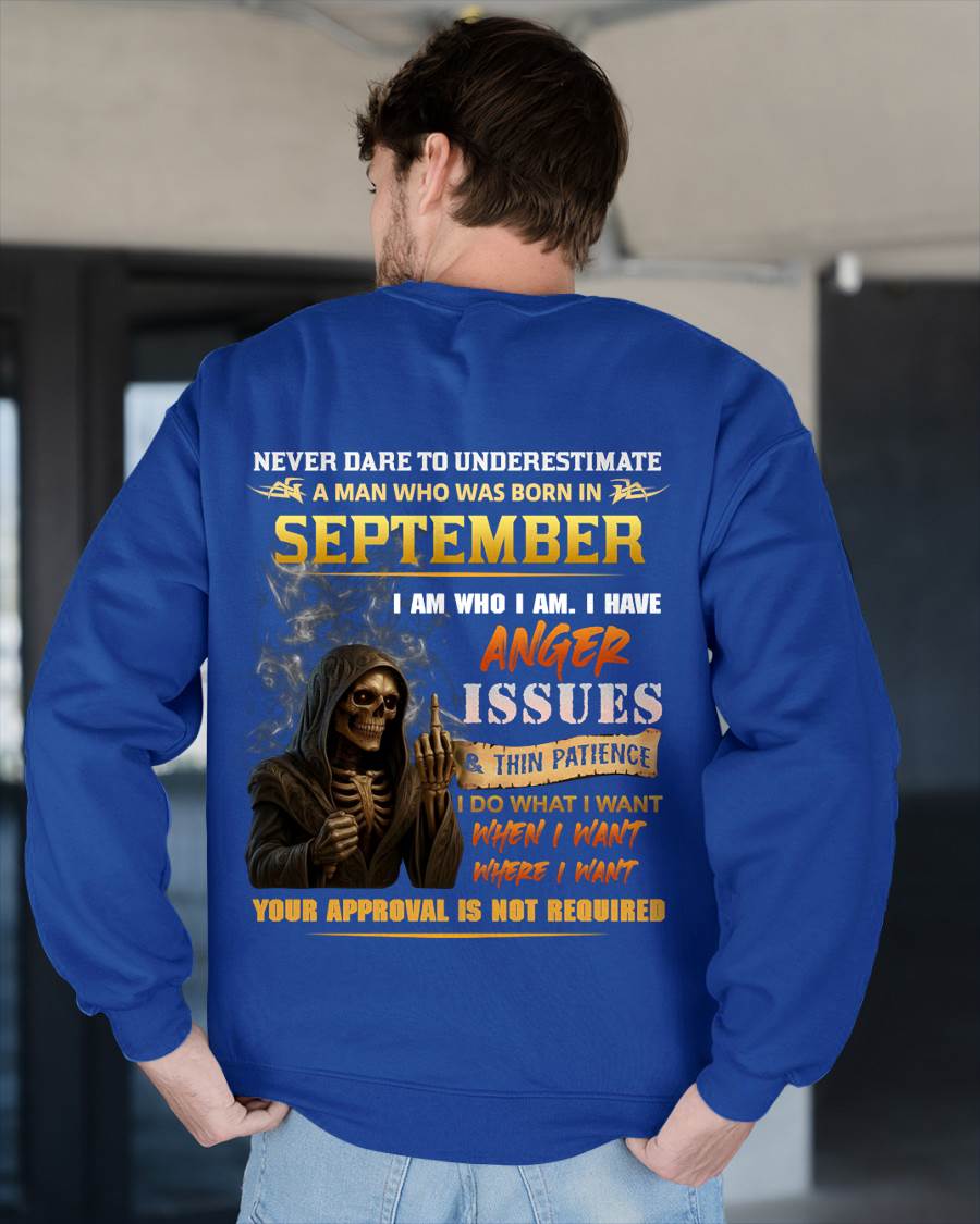 SEPTEMBER - NEVER UNDERESTIMATE A MAN WHO KNOWS WHO HE IS - FOR MAN - TLEE09 (SKU26T-01156-09)