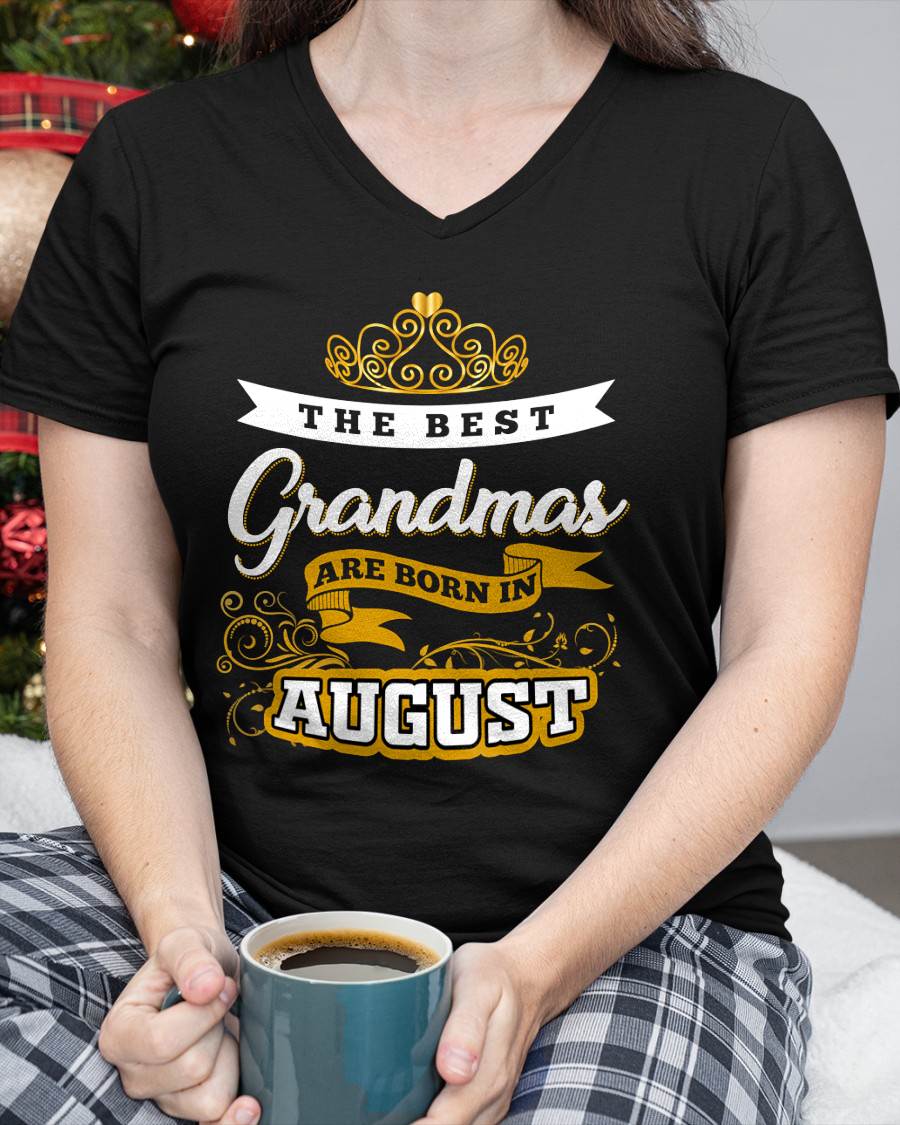 AUGUST GRANDMAS ARE THE BEST - FOR WOMEN - TLEE08 (SKU2605-238-08)