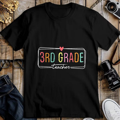 Best Student Shirt, Funny Back To School UnisexT-Shirt/Hoodie/Sweatshirt HLT00 - Third Grade Teacher Life 3rd Grade Back to School Heart Love T-Shirt