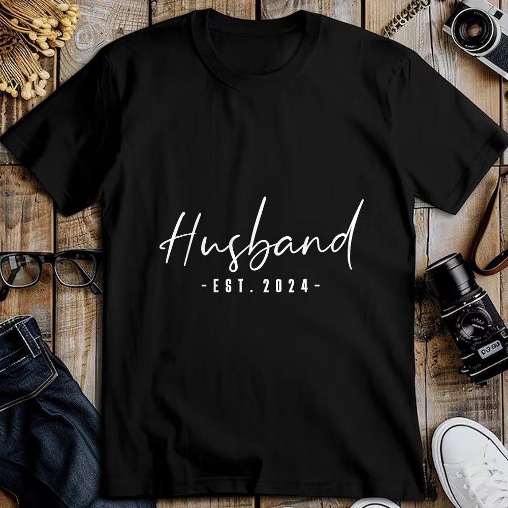 Best Wife Shirt, Wife and Husband Unisex T-Shirt/Hoodie/Sweatshirt HLT00 - Husband Est 2024 Just Married Honeymoon Hubby Wedding Couple T-Shirt
