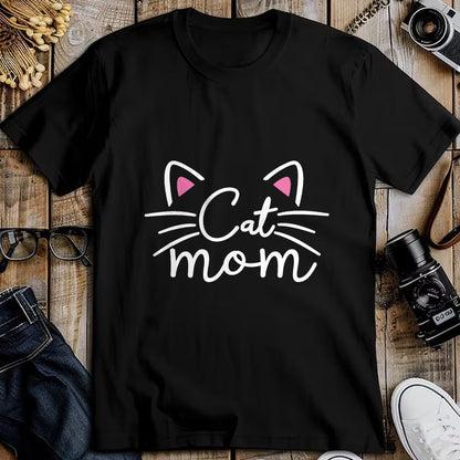 Cat Love Shirt, Funny Cat Lover Gift UnisexT-Shirt/Hoodie/Sweatshirt HLT00 - Cat Mom - I Love My Cat - Cat Mom Great Gift Idea - Classic T-Shirt