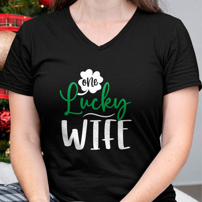 Best Wife Shirt, Wife and Husband Unisex T-Shirt/Hoodie/Sweatshirt HLT00 - Gift for wife T shirt, lucky wife   Happy Saint Patricks Day Irish Shamrock One Lucky Wife T-Shirt