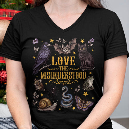 Cat Love Shirt, Funny Cat Lover Gift UnisexT-Shirt/Hoodie/Sweatshirt HLT00 - Vintage Love The Misunderstood Bat Raven Cat Snake Moth Frog T-Shirt