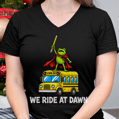 Best Student Shirt, Funny Back To School UnisexT-Shirt/Hoodie/Sweatshirt HLT00 - We Ride At Dawn Funny Back to School Buss Frog Teacher Kids T-Shirt