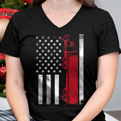 Best Truck Driver Life Shirt, Funny Trucker UnisexT-Shirt/Hoodie/Sweatshirt HLT00 - US American Flag Semi Truck Driver 18 Wheeler Trucker Gift Short Sleeve T-Shirt