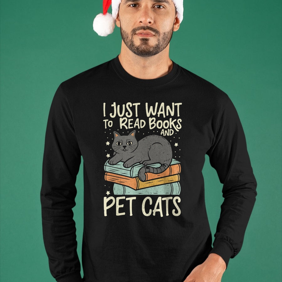 Cat Love Shirt, Funny Cat Lover Gift UnisexT-Shirt/Hoodie/Sweatshirt HLT00 - Retro I Just Want to Read Books and Pet Cats Cat T-Shirt