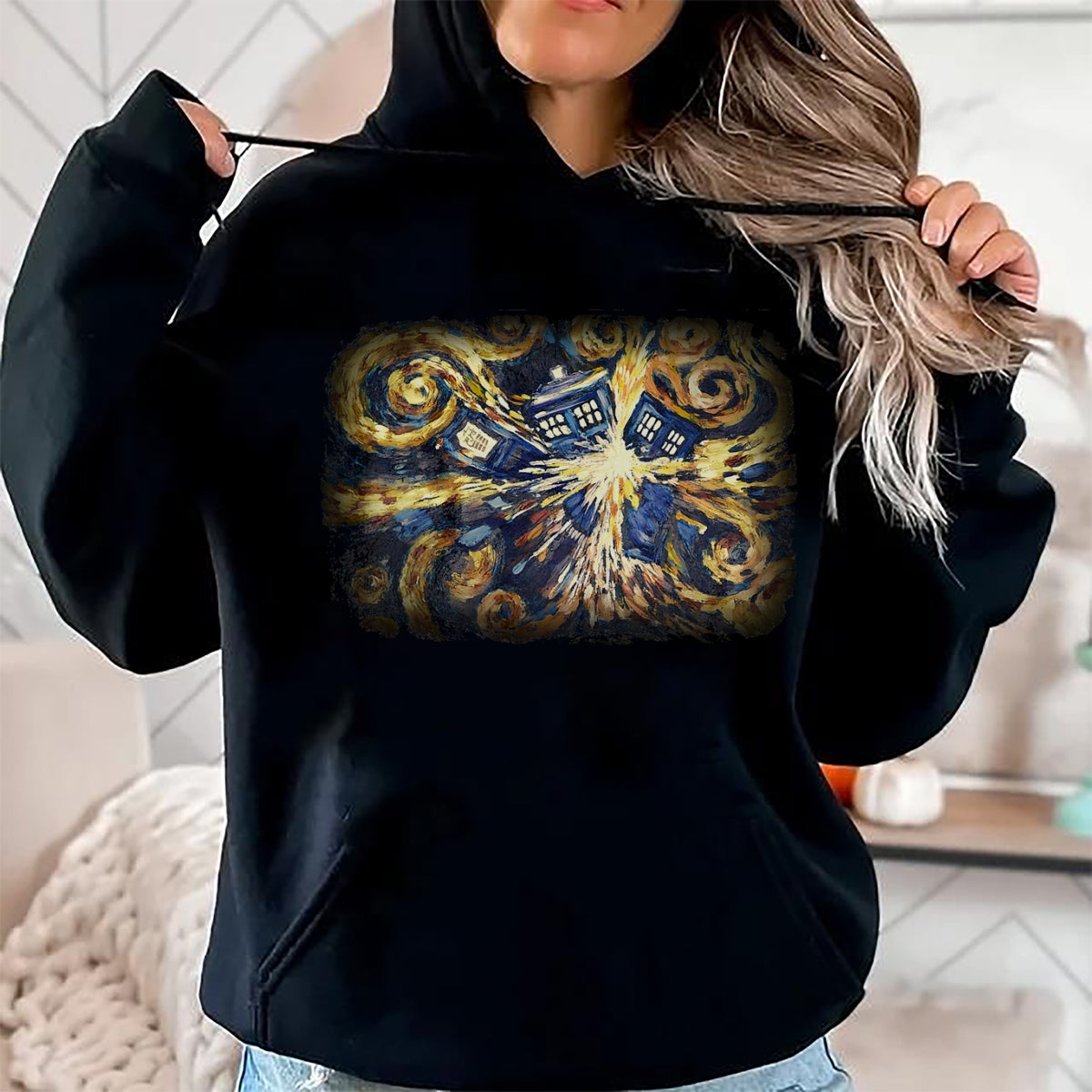 Best Doctor Shirt, Funny Doctor UnisexT-Shirt/Hoodie/Sweatshirt HLT00 - Art Tardis Van Gogh Time Travel Sci-Fi Fan T-Shirt