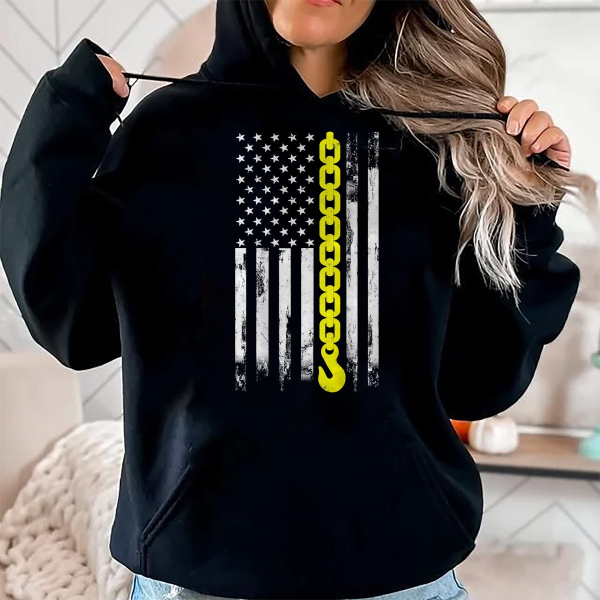 Best Truck Driver Life Shirt, Funny Trucker UnisexT-Shirt/Hoodie/Sweatshirt HLT00 - Tow Truck Driver Thin Yellow line USA Flag Gift Towing Dad T-Shirt