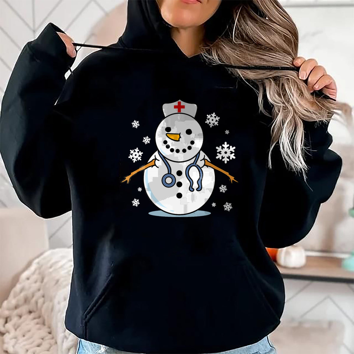 Funny Nurse Shirt, Nurse Unisex T-Shirt/Hoodie/Sweatshirt HLT00 - Nurse Snowman Nurse Christmas T-Shirt