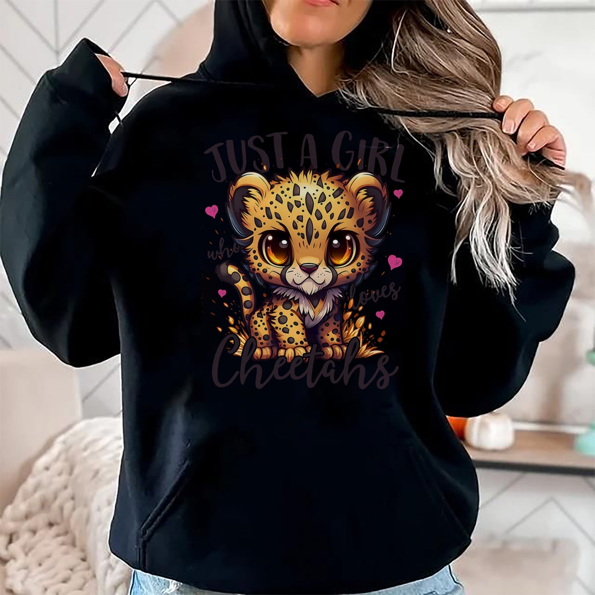 Cat Love Shirt, Funny Cat Lover Gift UnisexT-Shirt/Hoodie/Sweatshirt HLT00 - Just A Girl Who Loves Cheetahs Women Cheetah Cat Lover T-Shirt