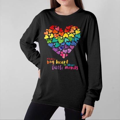 Best Teacher Shirt, Funny Teacher UnisexT-Shirt/Hoodie/Sweatshirt HLT00 - It Takes a Big Heart to Shape Little Minds Teacher Gift T-Shirt