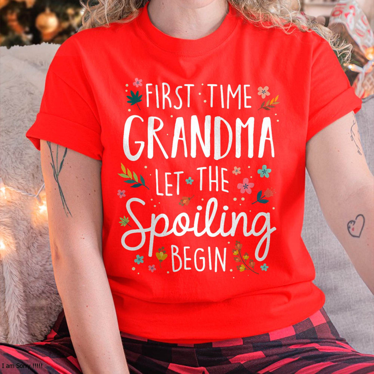 FIRST TIME GRANDMA T-SHIRT – PERFECT GIFT FOR NEW GRANDMAS - TLEE00 (SKU8-GRA00)