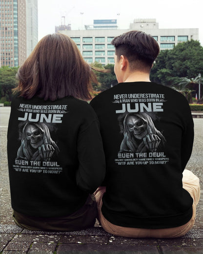JUNE - NEVER UNDERESTIUNDER A MAN - T-SHIRT FOR MAN - TLEE06 (SKU08-05-06)