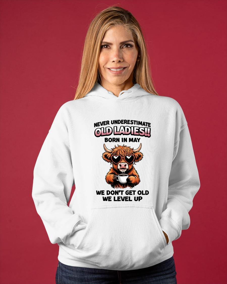 MAY BORN WOMEN LEVEL UP, NEVER GROW OLD SHIRT - FOR WOMEN - TLEE05 (SKU2606-79-05)