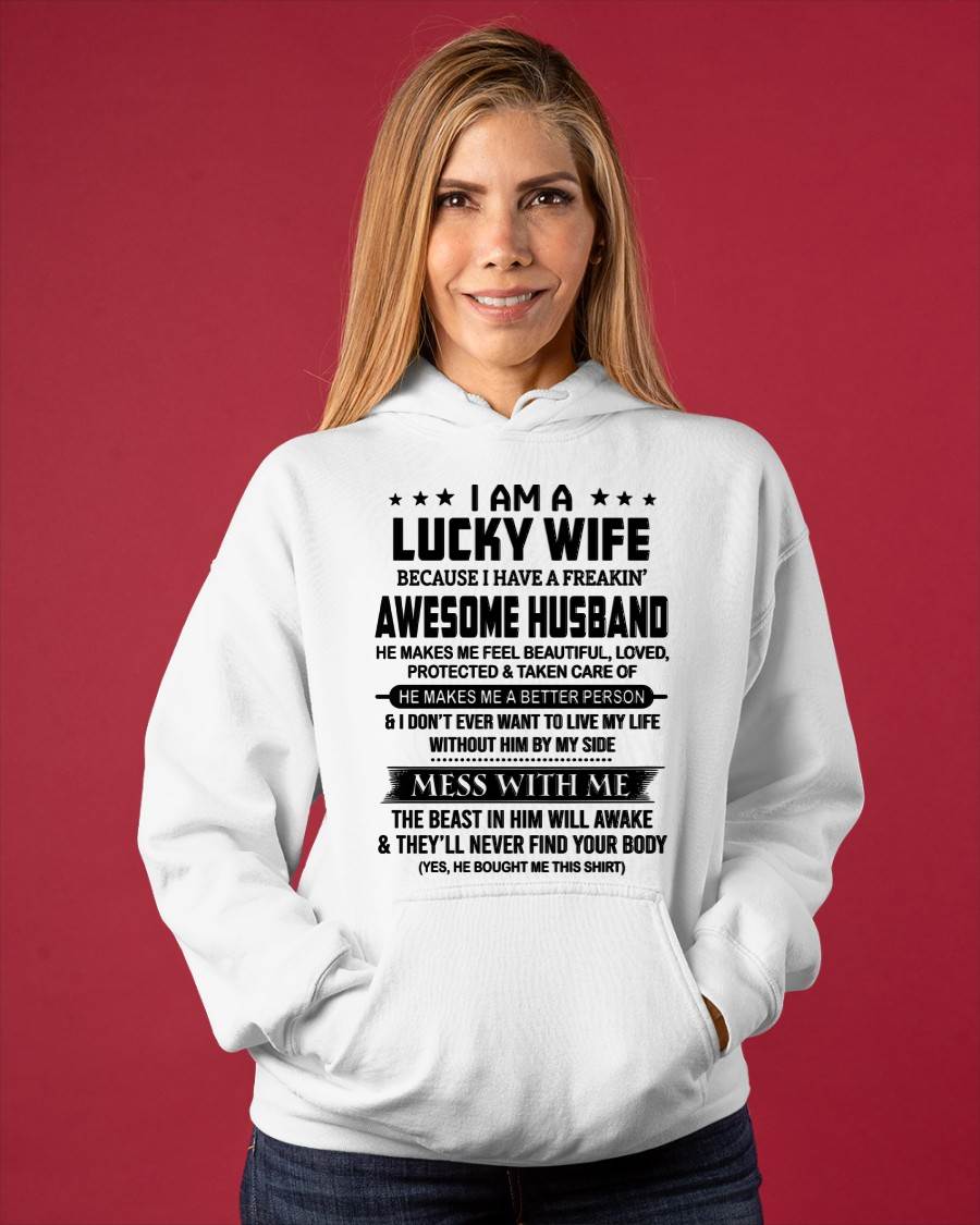 LUCKY WIFE OF AN AWESOME HUSBAND - FROM HUSBAND - TLEE00 (SKU2605-97-00)