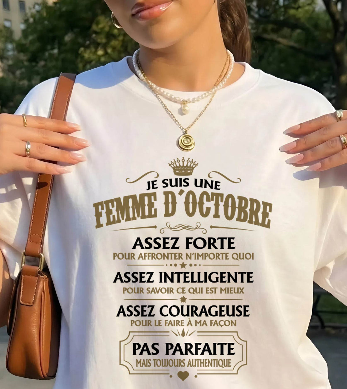 JE SUIS UNE FEMME D’OCTOBRE - fma TLEE10 (SKU2609-38-10)